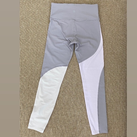 ATHLETA | Elation Asymmetrical 7/8 Tight in Powervita Colorblock Lilac Stone •XS - Picture 3 of 15